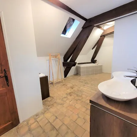 Chateau Des Vierres *