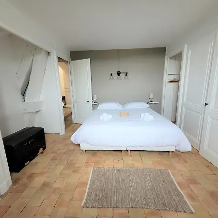Chateau Des Vierres Casa vacanze