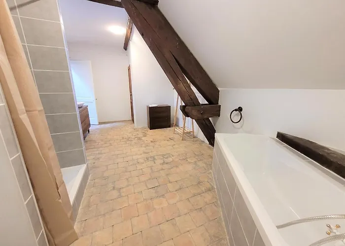 Hébergement de vacances Château Des Vierres