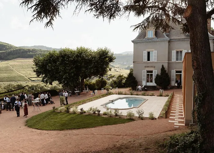 Château Des Vierres * Lantignié-en-Beaujolais